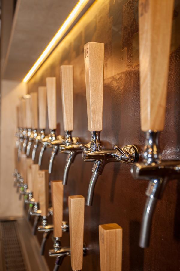 Black Isle Bar & Rooms Inverness Ngoại thất bức ảnh