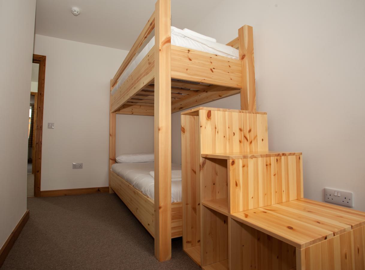 Black Isle Bar & Rooms Inverness Ngoại thất bức ảnh
