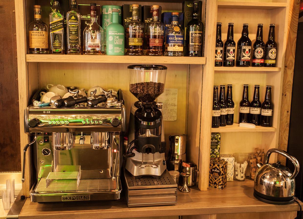 Black Isle Bar & Rooms Inverness Ngoại thất bức ảnh