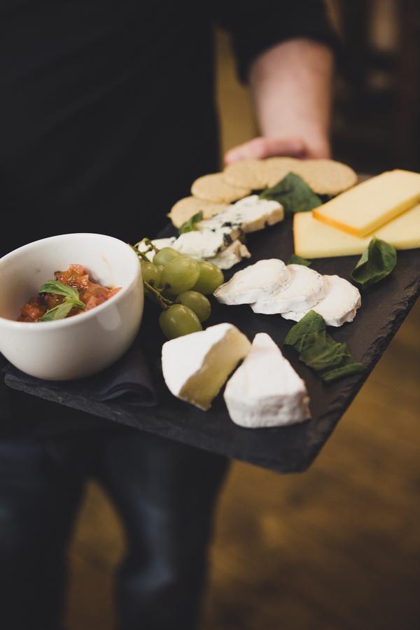 Black Isle Bar & Rooms Inverness Ngoại thất bức ảnh