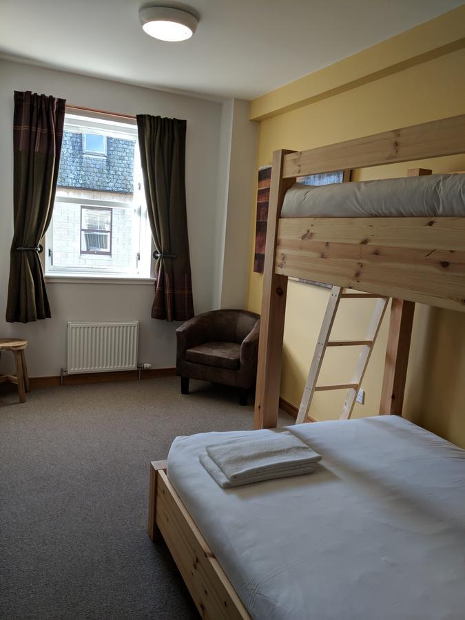 Black Isle Bar & Rooms Inverness Ngoại thất bức ảnh
